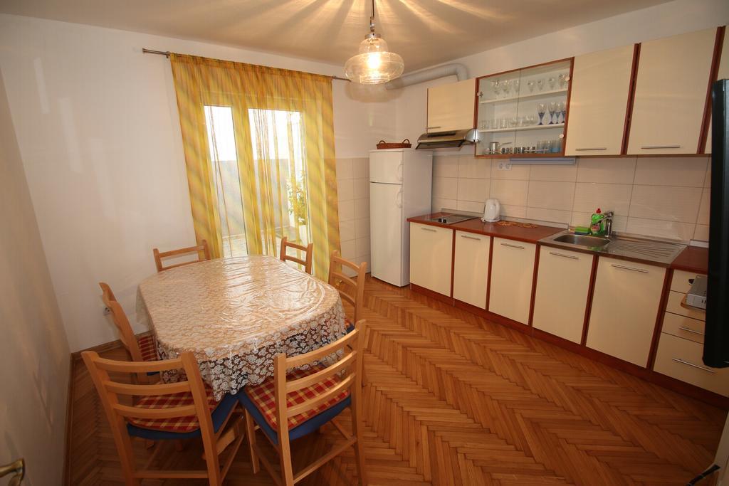 Apartment Kate Omiš Eksteriør billede